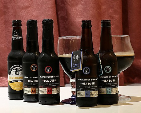 Harviestoun Brewery: Uniktn skotsk tmav piva zrajc v sudech po slavn single malt whisky Highland Park!